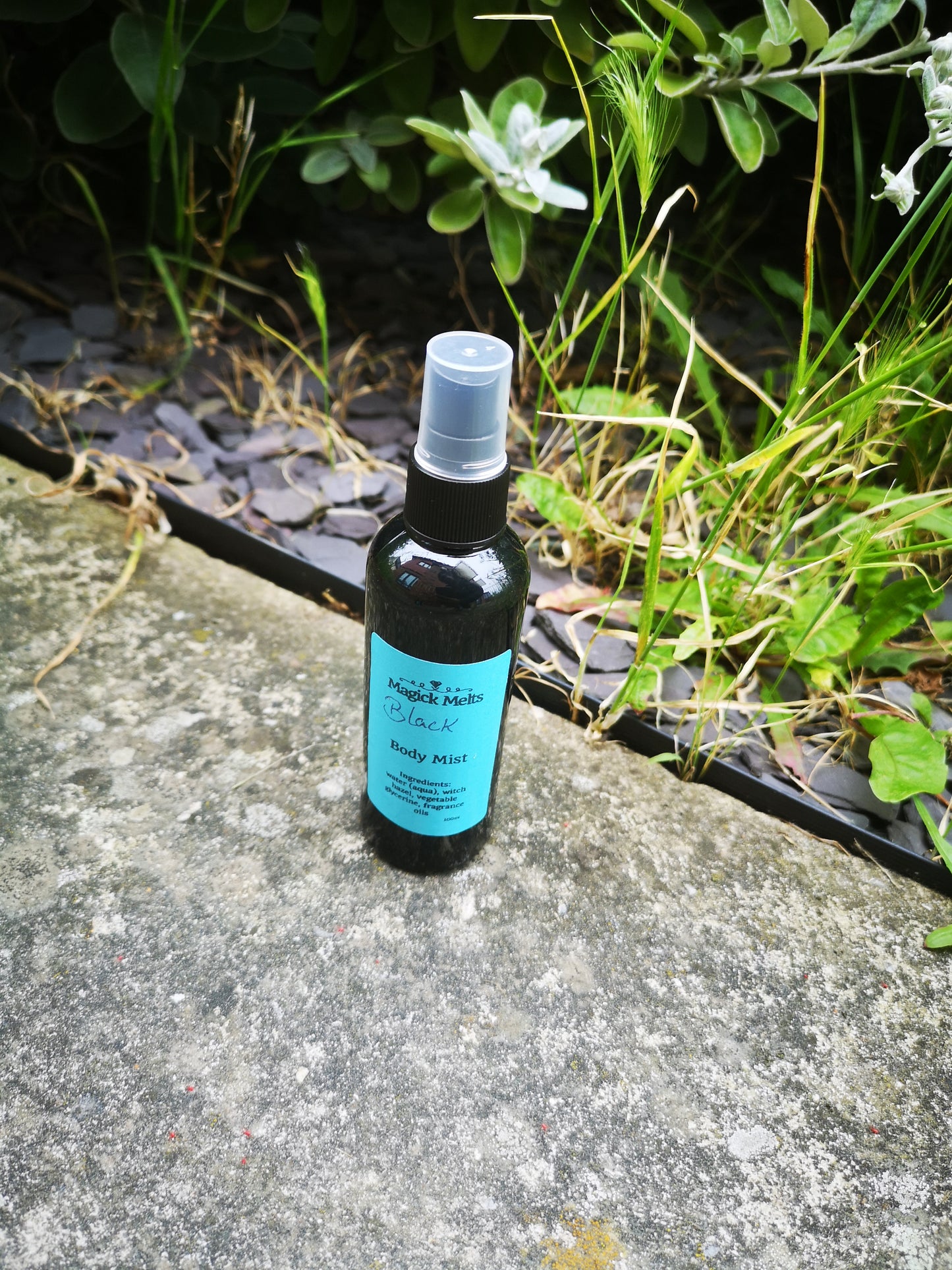 Rich leather, Tobaco and Vanilla "Black" (fiction inspired) Body Mist