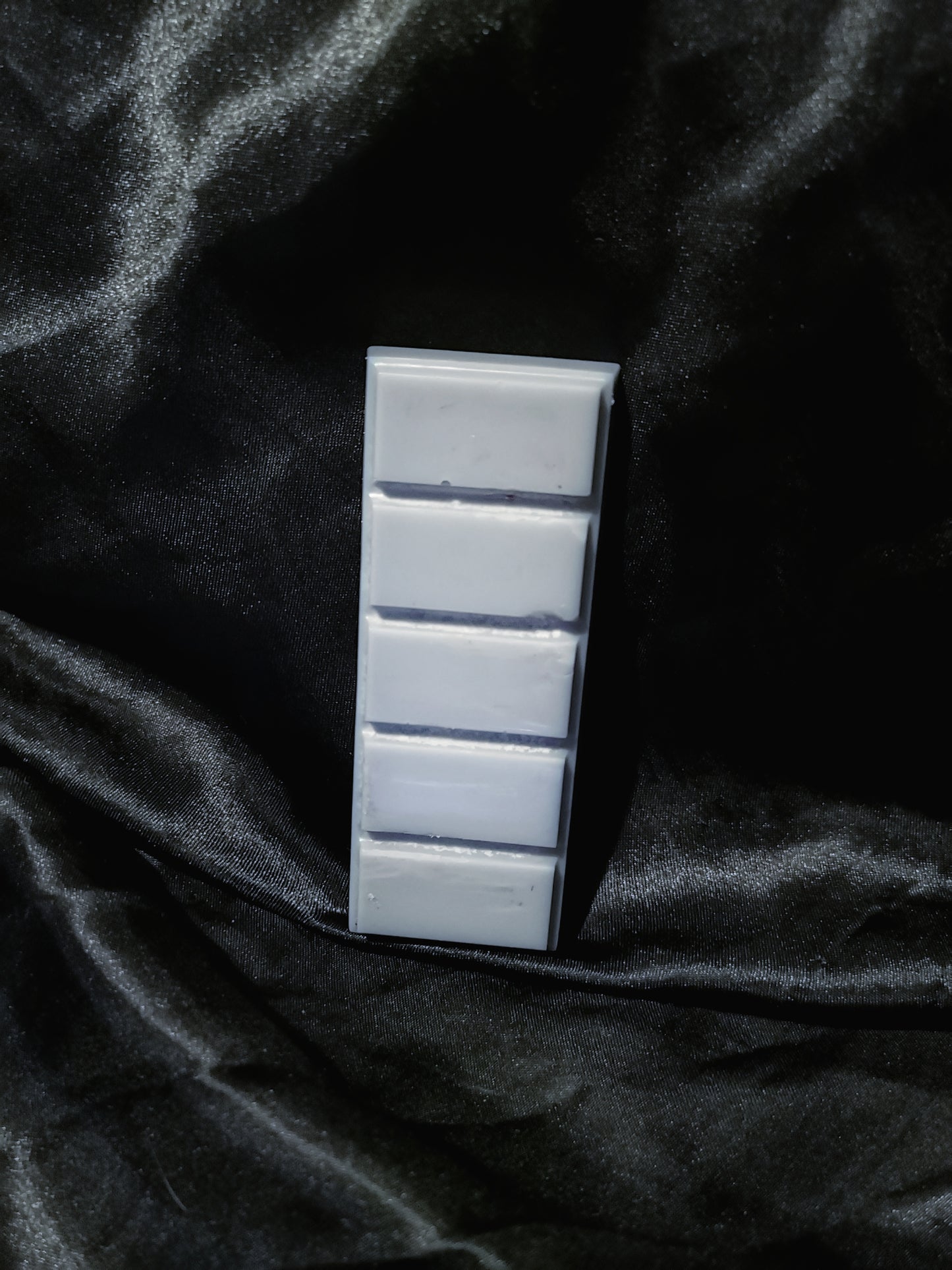 Ari Grande "Love Triangle" (trope inspired) Snap Bar