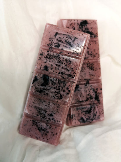Crackling Log Fire "Hellfire Club" (fiction inspired) Snap Bar